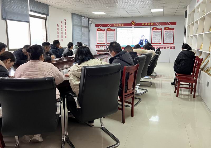 学法、守法、尊法——河南新利在线平台（中国）官网公司进行职工法律知识培训